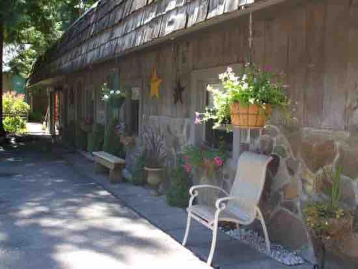 Updated + Clean Motel Room At The Base Of Mt Hood! Mount Hood Village Exteriér fotografie